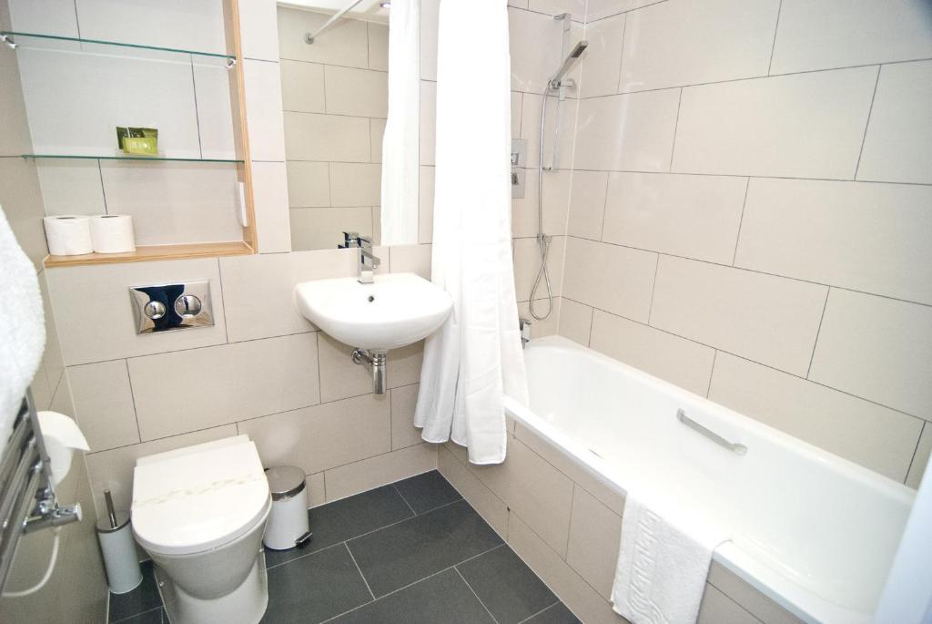Finsbury Serviced Apartments Londra Oda fotoğraf